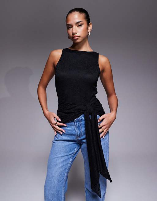 AFRM - Top in pizzo nero con nodo finto