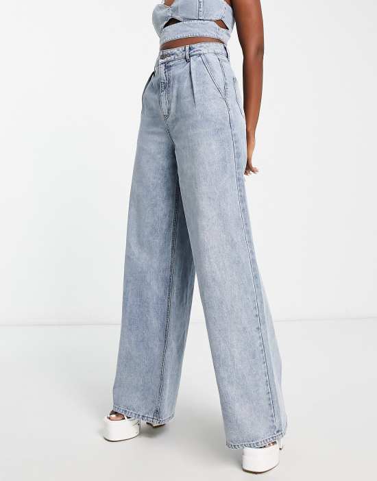 https://images.asos-media.com/products/afrm-turner-wide-leg-pleated-jeans-in-mid-wash-blue-part-of-a-set/204060620-3?$n_550w$&wid=550&fit=constrain