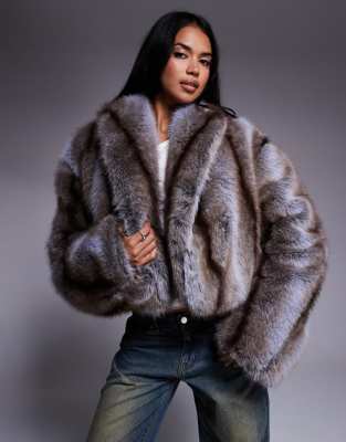 AFRM - Veste courte en fausse fourrure rayée - Marron-Brown