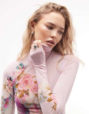 AFRM - Zadie - Langärmliges Netzstoff-Oberteil mit Rollkragen und marmoriertem Blumenmuster-Rosa