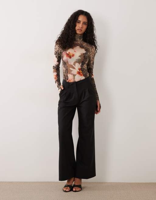 AFRM Zadie mesh topp med hög krage och långa ärmar i brun blommig print, 3 av 4