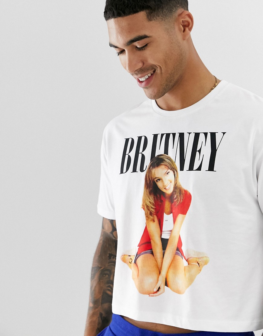 Afslappet cropped t-shirt med Britney Spears-print fra ASOS DESIGN-Hvid