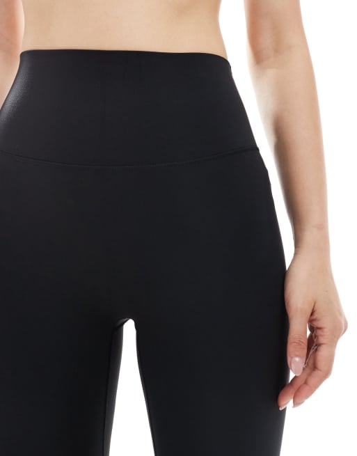 Agon Capri leggings in black, 5 of 5