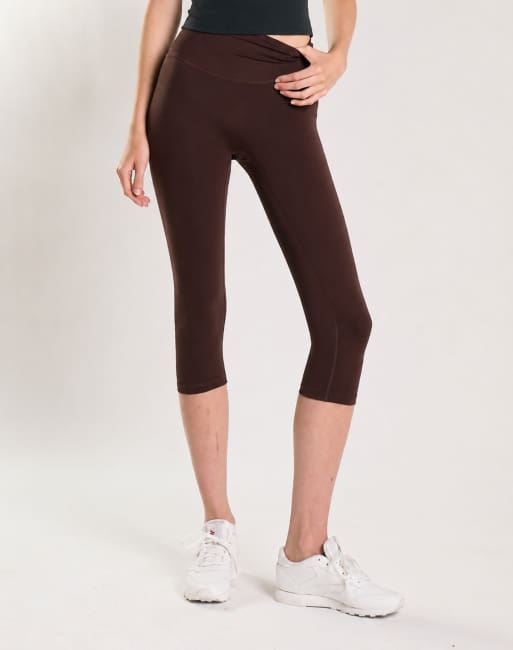 Agon High waist capri leggings in brown, 3 of 3