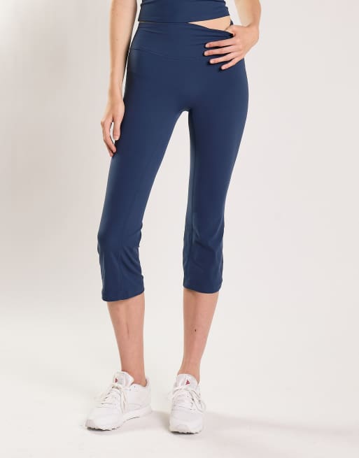 Agon High waist cropped leggings in navy, 4 of 4