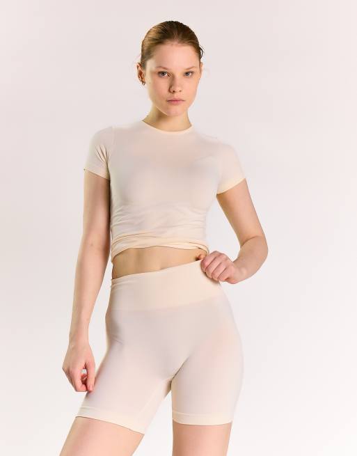 Agon High waist legging short in off white, 2 of 4