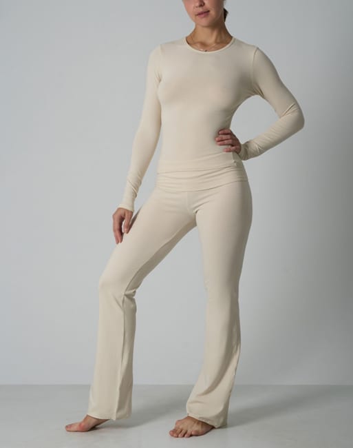 Agon Long sleeve top & flare legging lounge set in cream, 2 of 3