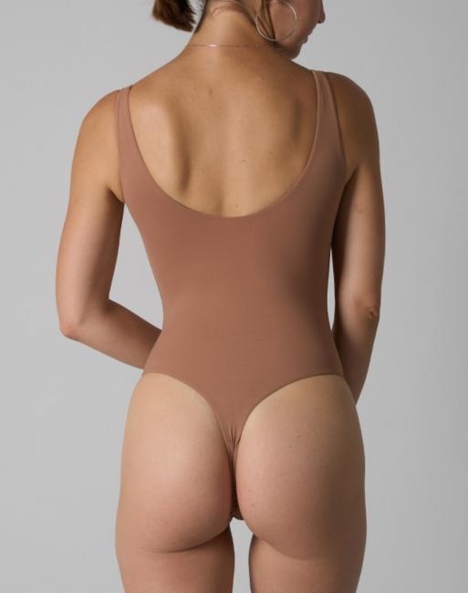 Agon Scoop neck bodysuit in tan, 3 of 3