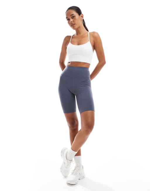 Agon Strappy sports bra in white, 4 of 4