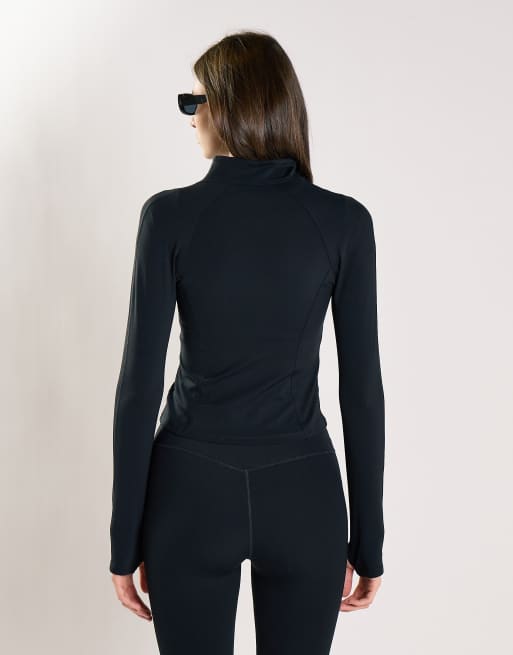 Agon Zip-up active jacket in black, 2 of 4