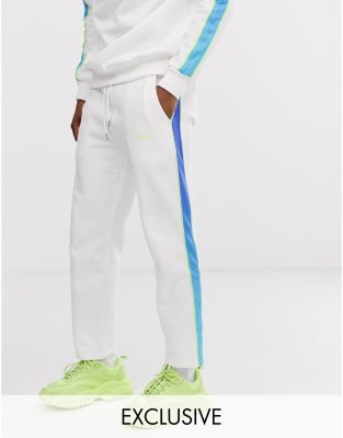 Agora skinny joggers with fade side stripe-White