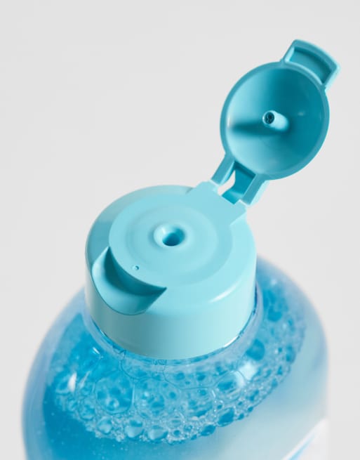Agua micelar limpiadora para pieles deshidratadas con aloe vera y ácido hialurónico de 400 ml de Garnier, 3 de 4