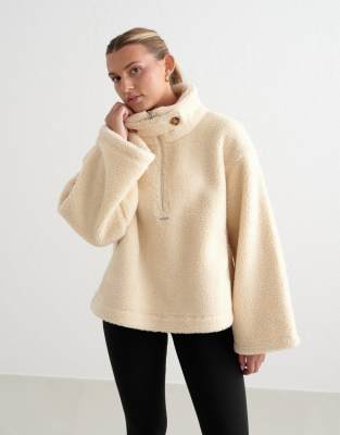 Aim'n Almond white pile anorak in white