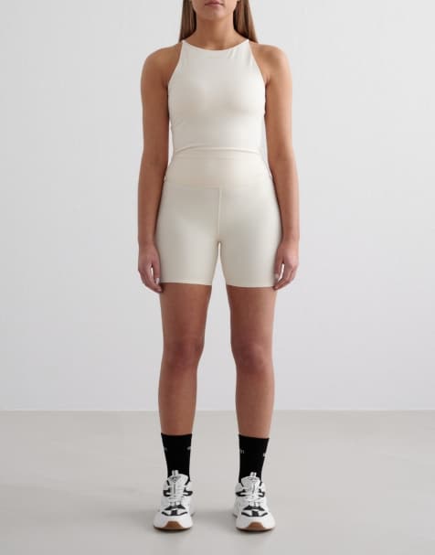 Aim'n Almond white sense midi shorts in almond white