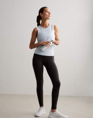 Aim'n - Aura - Weiches Basic-Trägertop in Aura-Blau