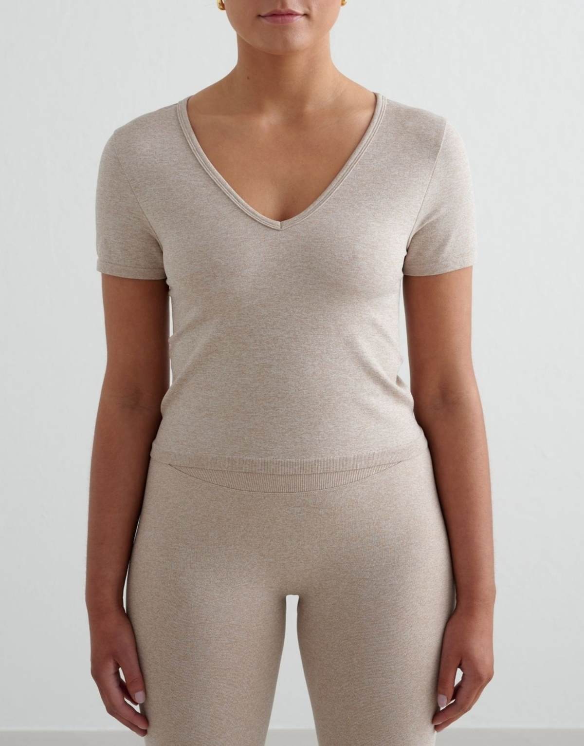 Aim'n Beige melange shape seamless short sleeve in beige