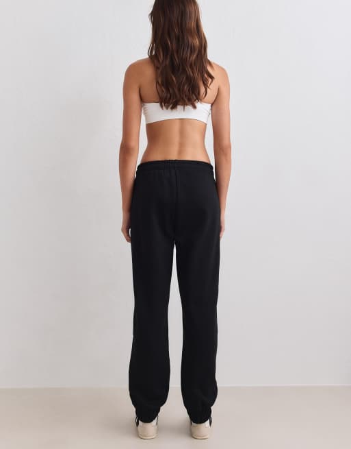 Aim'n Black classic sweatpants in black, 2 of 4
