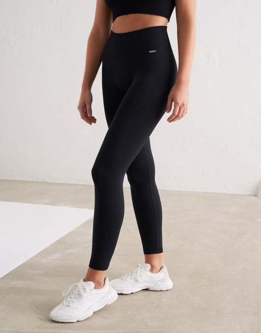 Aim'n – Black Limitless – Nahtlose Leggings in Schwarz