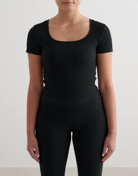 Aim'n Black ribbed performance short sleeve in black - view 1