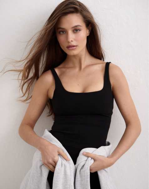 Aim'n Black sense singlet in black - view 1