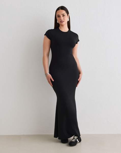 Aim'n - Black Sense - Vestito a sirena nero con maniche ad aletta - view 1