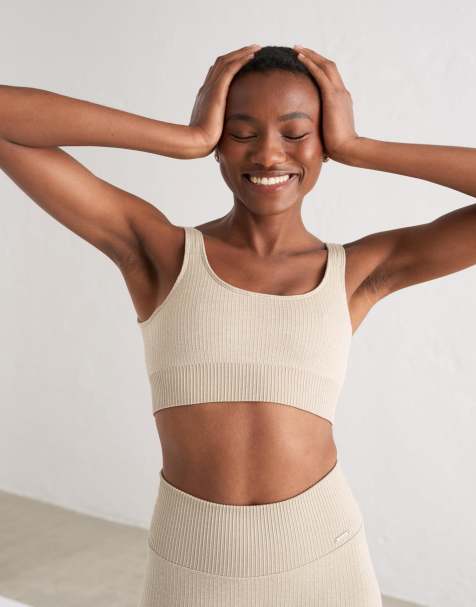 Aim'n - Brassière de sport côtelée sans coutures - Beige - view 1