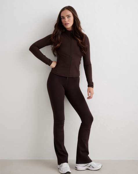 Aim'n cacao warmende uitlopende legging tall in cacao - view 1