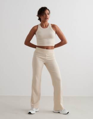 Aim'n - Cafè au Lait Ease - Gerippte Hose in Beige-Neutral