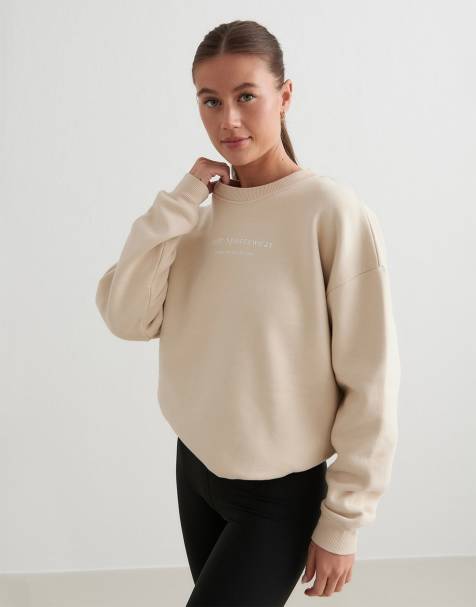 Aim'n – Café au lait – Kastiges Sweatshirt in Beige mit Schriftzug - view 1