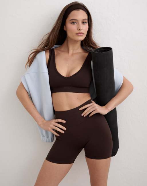 Aim'n Chocolate shape seamless hotpants in chocolate, 3 of 4