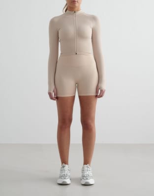 Aim'n Clay shape seamless hotpants in beige-Neutral