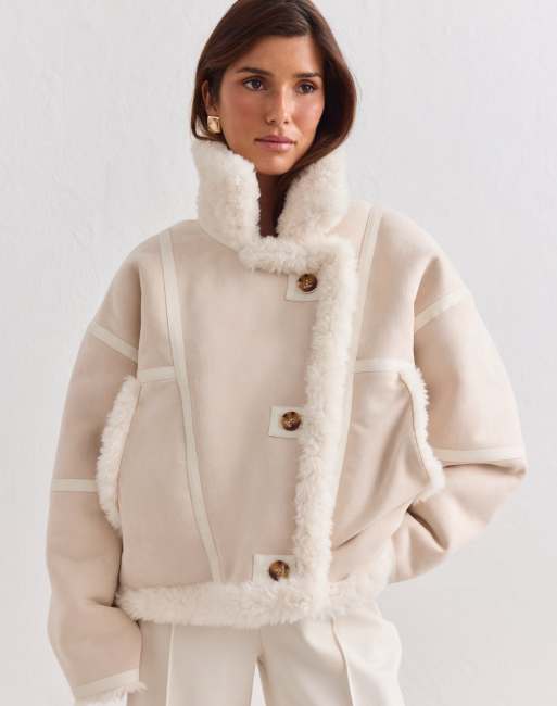 Aim'n Cream reversible shearling jacket in cream, 3 of 4