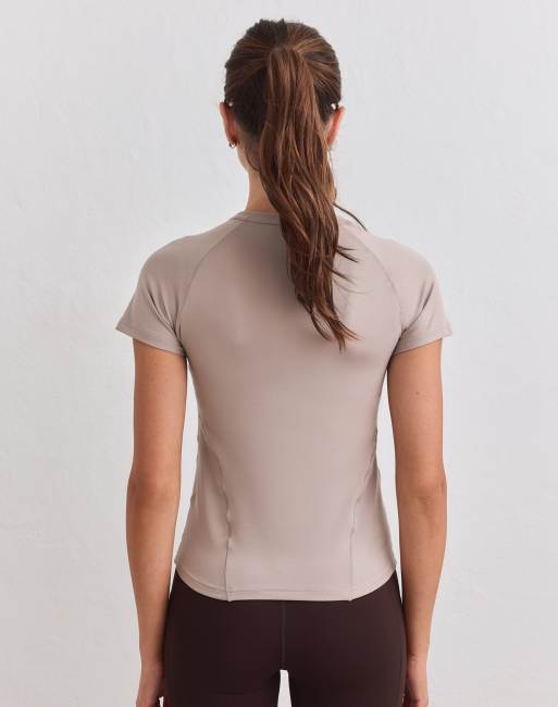 Aim'n Dark clay soft basic short sleeve in dark clay, 2 of 4