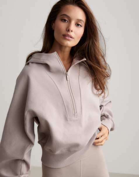 Aim'n – Dark Clay Sportif – Kapuzenpullover in dunklem Lehmbeige mit kurzem Reißverschluss - view 1