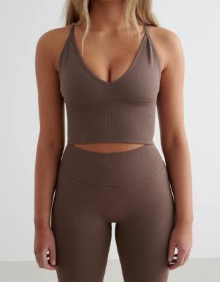 Aim'n - Formendes, nahtloses Bustier in Macchiato-Braun mit überkreuzten Rückenträgern