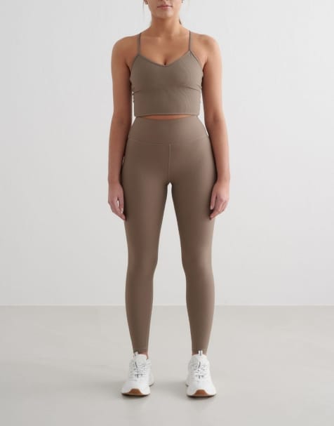 Aim'n - Geribbeld performance vest met rits en broek in nougat - view 1