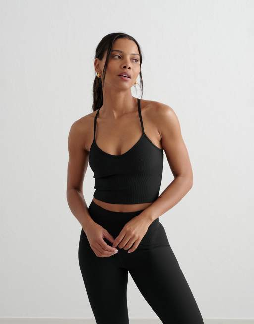 Aim'n - Geribbelde performance bralette in zwart