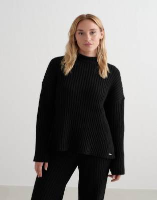 Aim'n - Gerippter Strickpullover in Schwarz