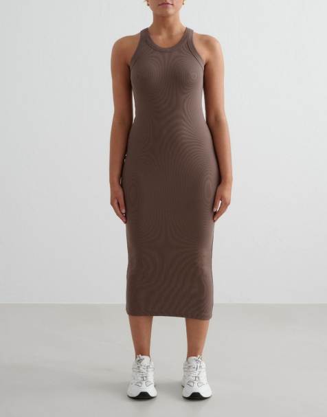 Aim'n – Geripptes Tanktop-Kleid in Macchiato-Braun - view 1