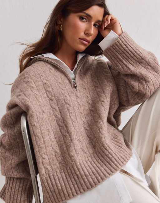 Aim'n Hazelnut oversized kabelstrik med half zip i hazelnut, 4 af 4