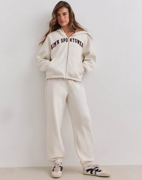 Aim'n klassische Sweatpants in Cremeweiß - view 1