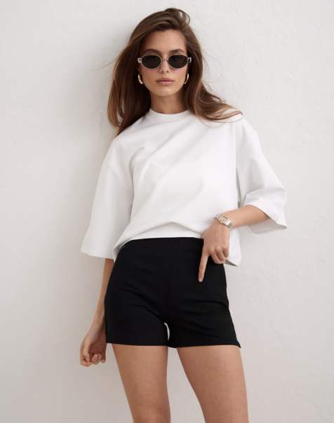 Aim'n – Luxuriöse Mini-Shorts in Schwarz - view 1