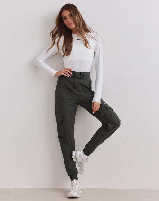 Aim'n pantalones cargo en verde hiedra oscuro, 4 de 4