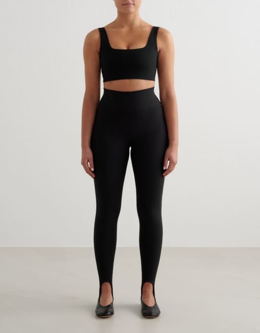 Aim'n Petite - Black Sense - Legging met bandje om de voet in zwart