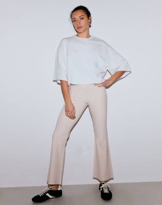 Sand Luxe - Ausgestellte Leggings in Beige-Neutral Neutral 40