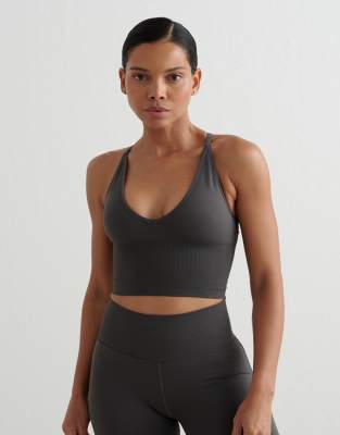 Aim'n - Shape Seamless - Bustier in Schattengrau mit überkreuzten Rückenträgern