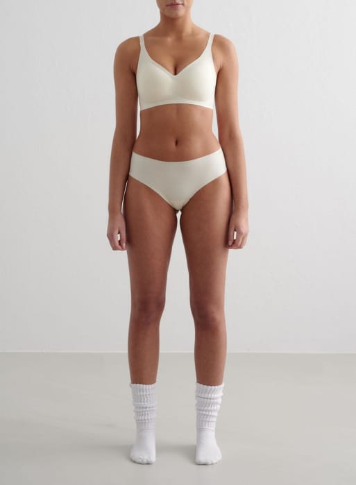 Aim'n - Slip hipster morbido bianco mandorla taglio cheeky