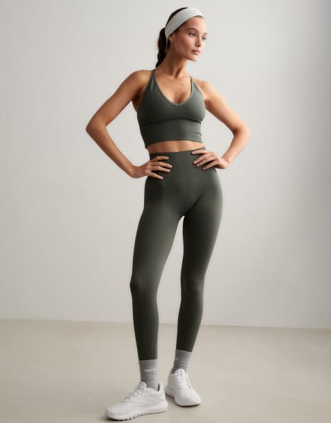 Aim'n - Vormgevende naadloze legging in groen - view 1