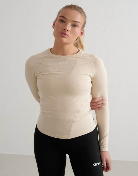 Aim'n - Zacht basic T-shirt met lange mouwen in café au lait beige - view 1