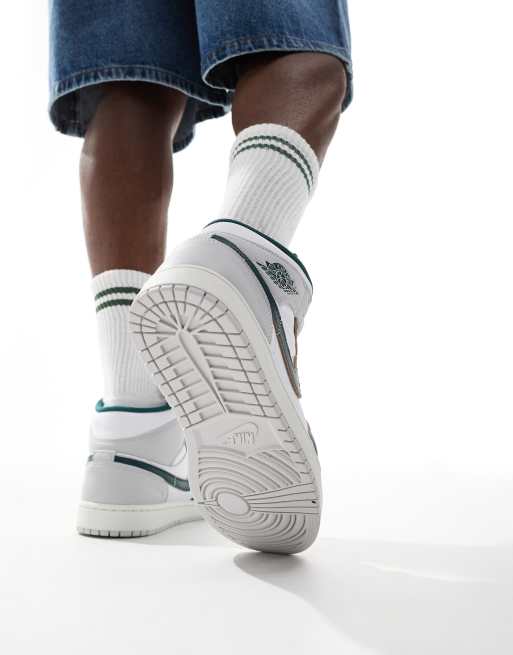 Air Jordan Baskets mi-hautes Blanc, gris et vert foncé ASOS